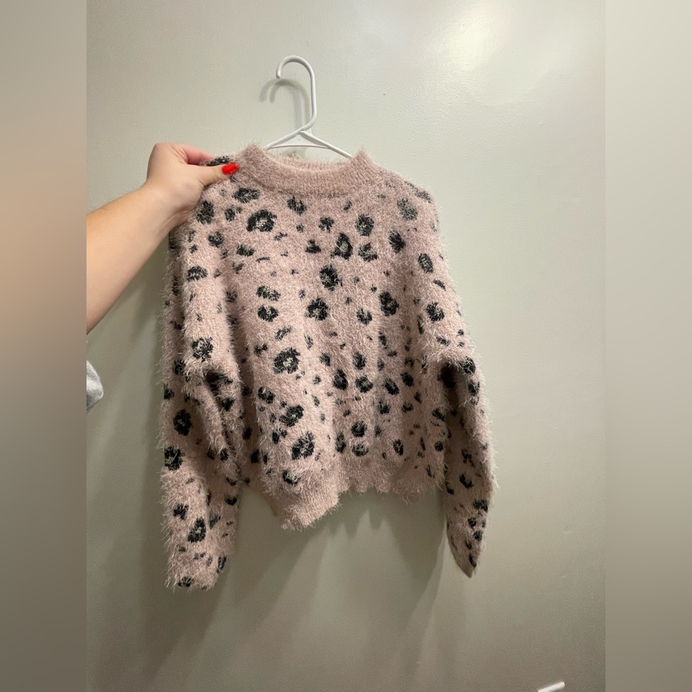 Leopard print sweater size large